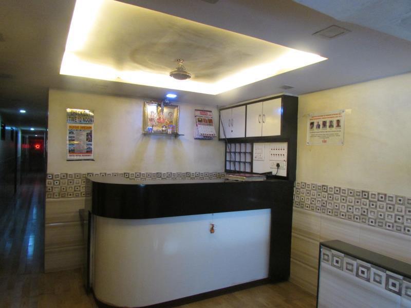 Hotel Royal Residency ムンバイ エクステリア 写真